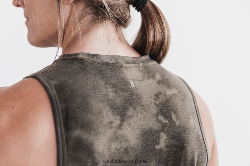 NOBULL armée de réservoir musculaire pour femmes (tie-dye)88R8PT2054