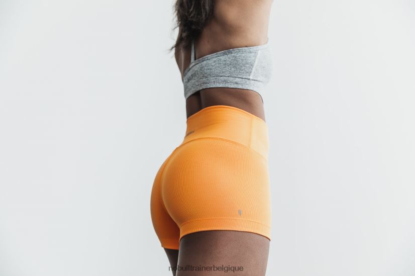 NOBULL short taille haute 2 (côte fluo) orange88R8PT2384