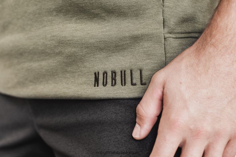 NOBULL sweat à capuche sans manches en micropeluche pour hommes army88R8PT1199